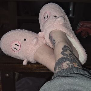 Pink Plush Pig Small Pet Slippers - Soft Cozy Footwear